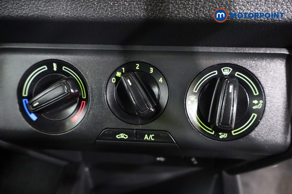 Skoda Fabia Colour Edition Manual Petrol Hatchback - Stock Number (1594462) - 7th supplementary image