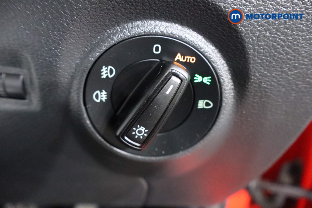 Skoda Fabia Colour Edition Manual Petrol Hatchback - Stock Number (1594462) - 10th supplementary image