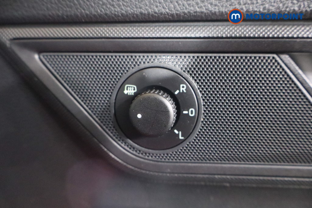 Skoda Fabia Colour Edition Manual Petrol Hatchback - Stock Number (1594462) - 11th supplementary image