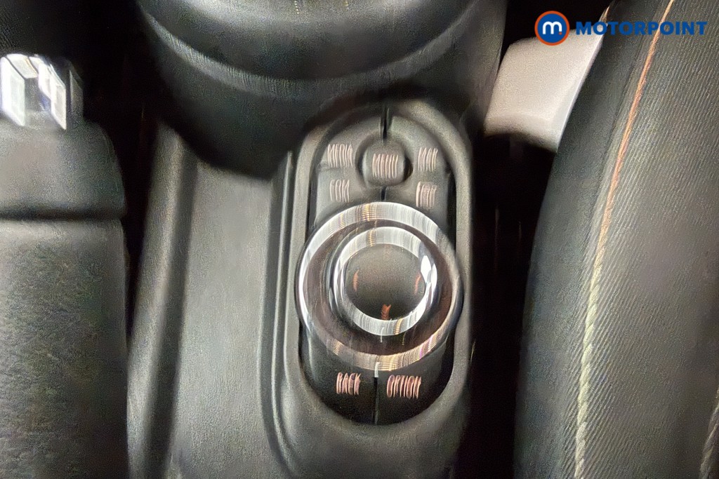 Mini Hatchback Cooper Classic Automatic Petrol Hatchback - Stock Number (1594810) - 11th supplementary image