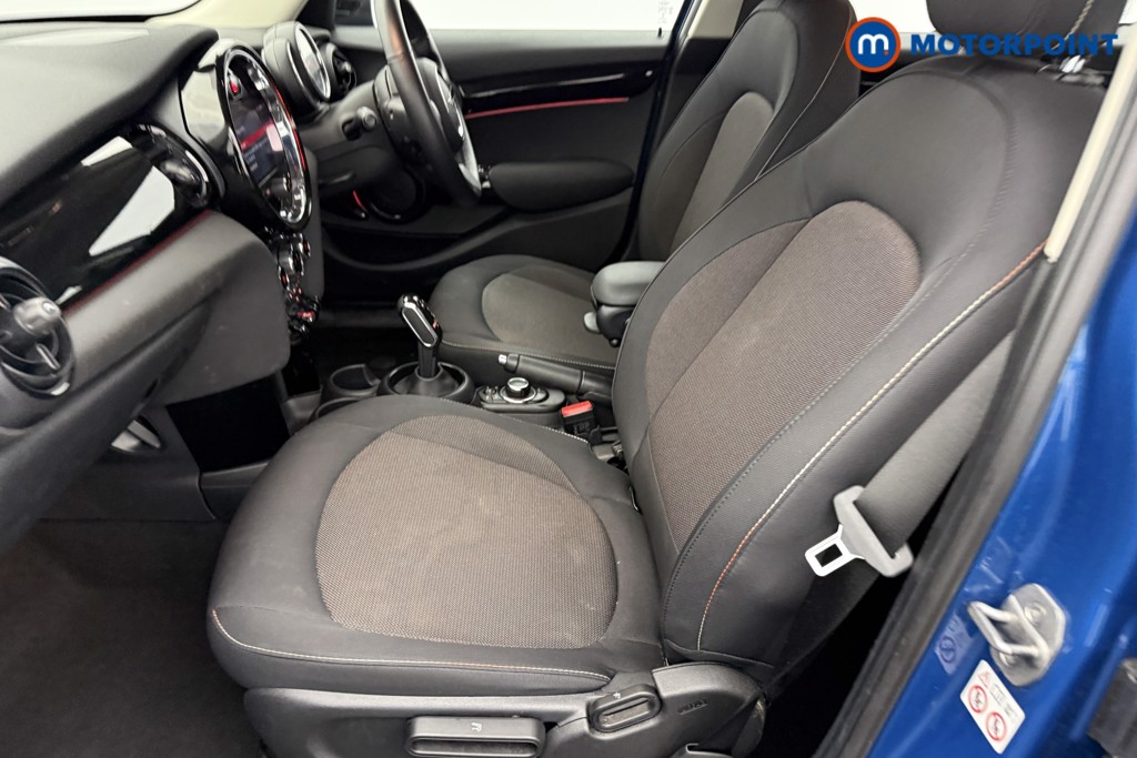 Mini Hatchback Cooper Classic Automatic Petrol Hatchback - Stock Number (1594810) - 20th supplementary image