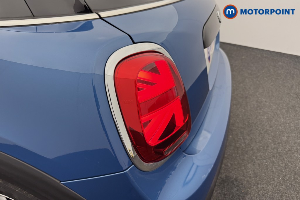 Mini Hatchback Cooper Classic Automatic Petrol Hatchback - Stock Number (1594810) - 23rd supplementary image