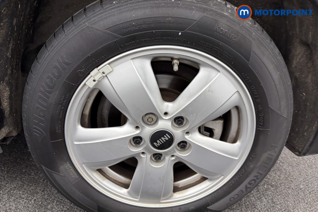 Mini Hatchback Cooper Classic Automatic Petrol Hatchback - Stock Number (1594810) - 28th supplementary image