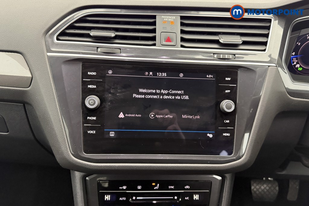 Volkswagen Tiguan Allspace Life Automatic Petrol SUV - Stock Number (1595506) - 2nd supplementary image