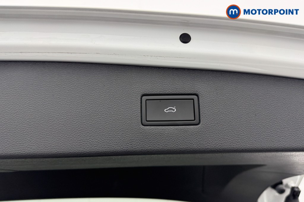 Volkswagen Tiguan Allspace Life Automatic Petrol SUV - Stock Number (1595506) - 23rd supplementary image