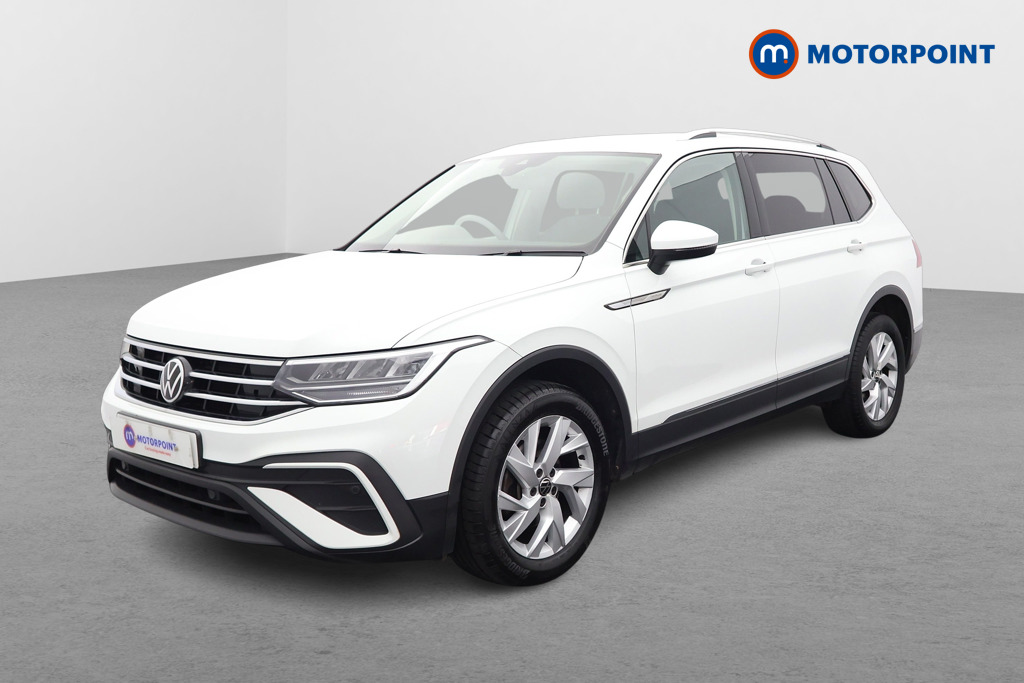 Volkswagen Tiguan Allspace Life Automatic Petrol SUV - Stock Number (1595506) - Passenger side front corner