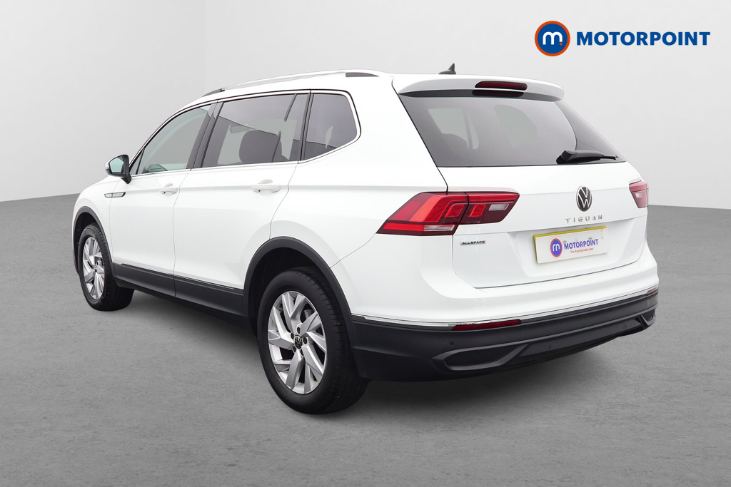 Volkswagen Tiguan Allspace Life Automatic Petrol SUV - Stock Number (1595506) - Passenger side rear corner