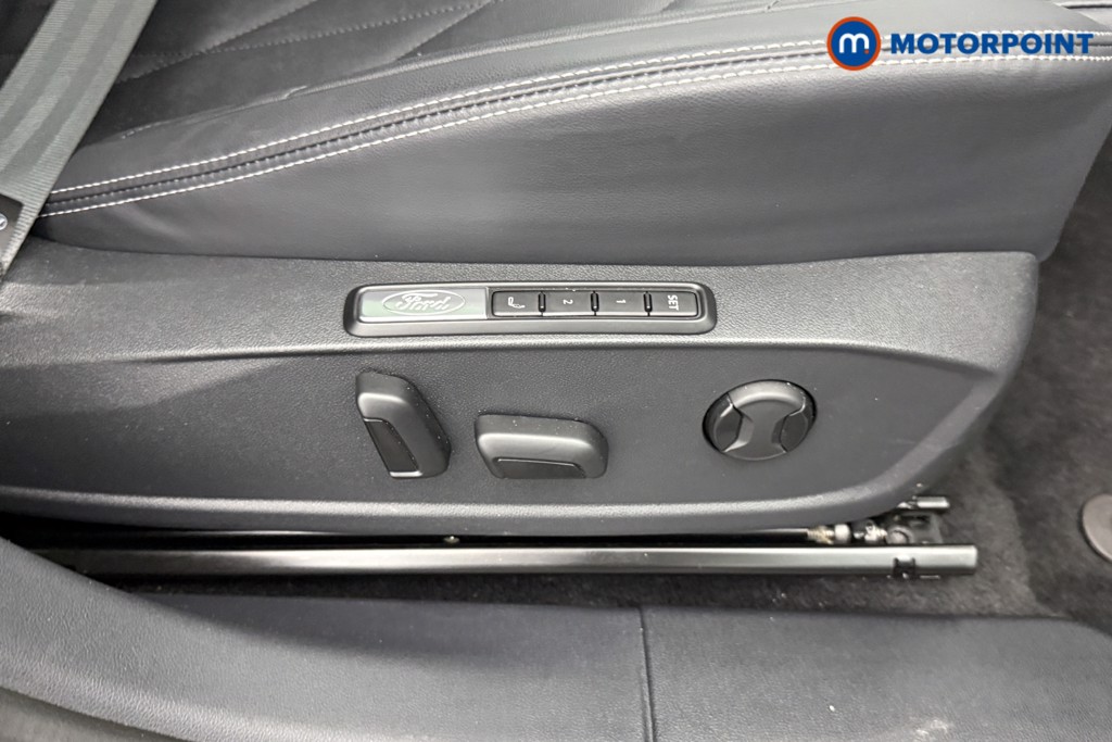 Ford Explorer Premium Automatic Electric SUV - Stock Number (1595702) - 19th supplementary image