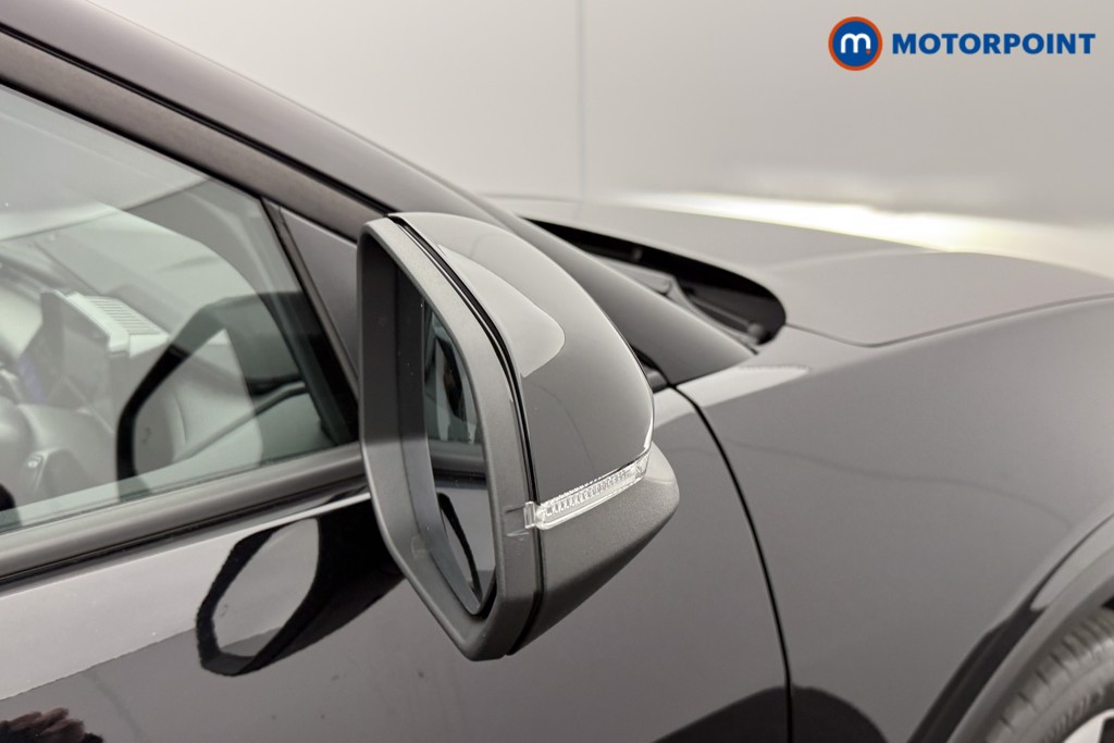 Ford Explorer Premium Automatic Electric SUV - Stock Number (1595702) - 20th supplementary image