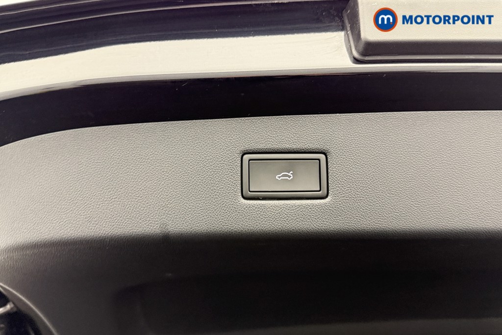 Ford Explorer Premium Automatic Electric SUV - Stock Number (1595702) - 24th supplementary image