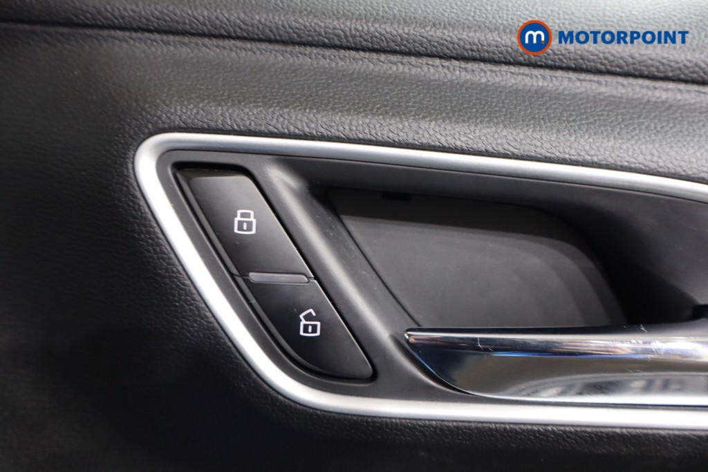 Mg Motor Uk MG3 Exclusive Manual Petrol Hatchback - Stock Number (1596133) - 12th supplementary image