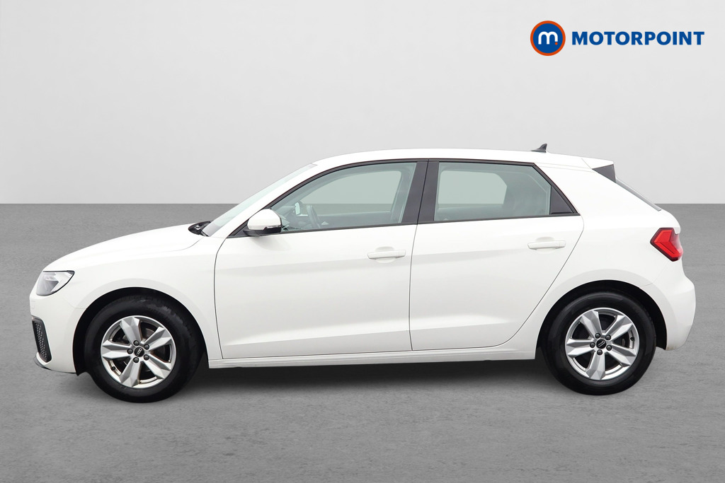 Audi A1 Technik Manual Petrol Hatchback - Stock Number (1596656) - Passenger side