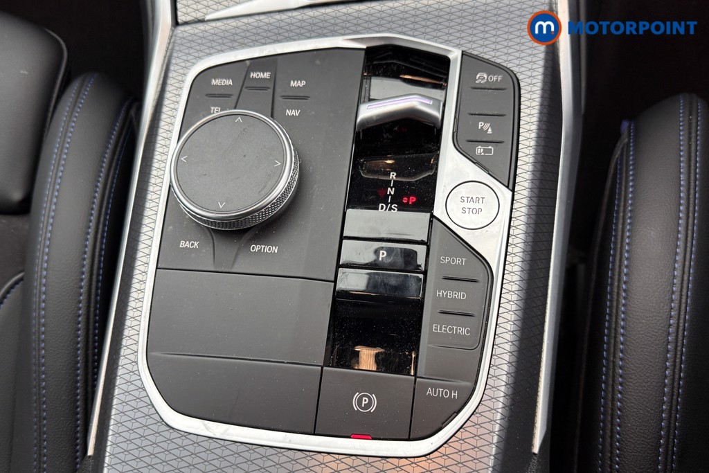 BMW 3 Series M Sport Automatic Petrol Plug-In Hybrid Saloon - Stock Number (1596898) - 12th supplementary image