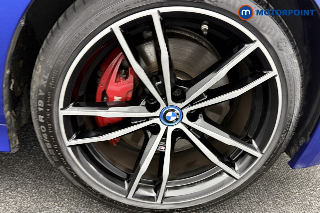 BMW 3 Series M Sport Automatic Petrol Plug-In Hybrid Saloon - Stock Number (1596898) - 33rd supplementary image