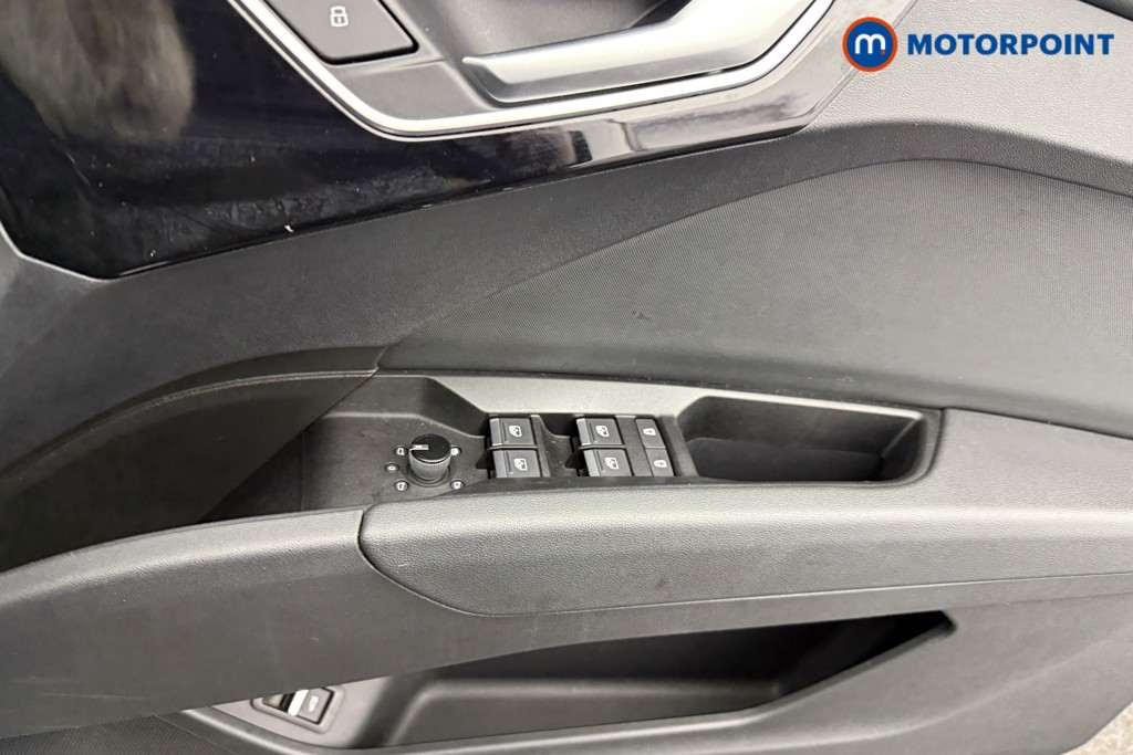 Audi Q4 S Line Automatic Electric SUV - Stock Number (1596899) - 15th supplementary image