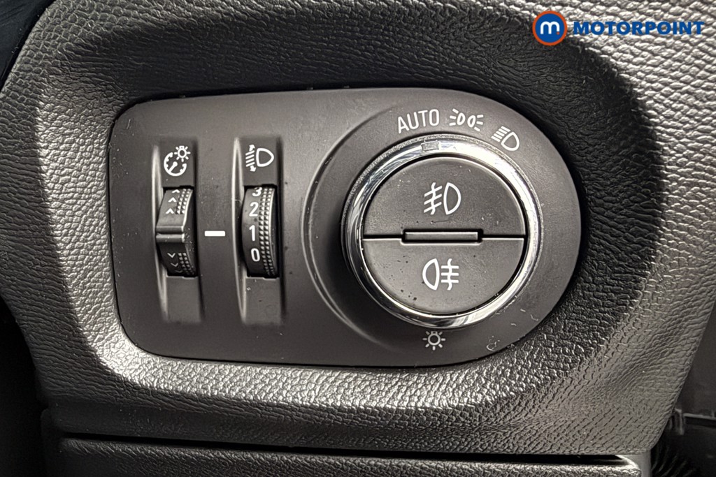 Vauxhall Corsa GS Manual Petrol Hatchback - Stock Number (1597051) - 17th supplementary image