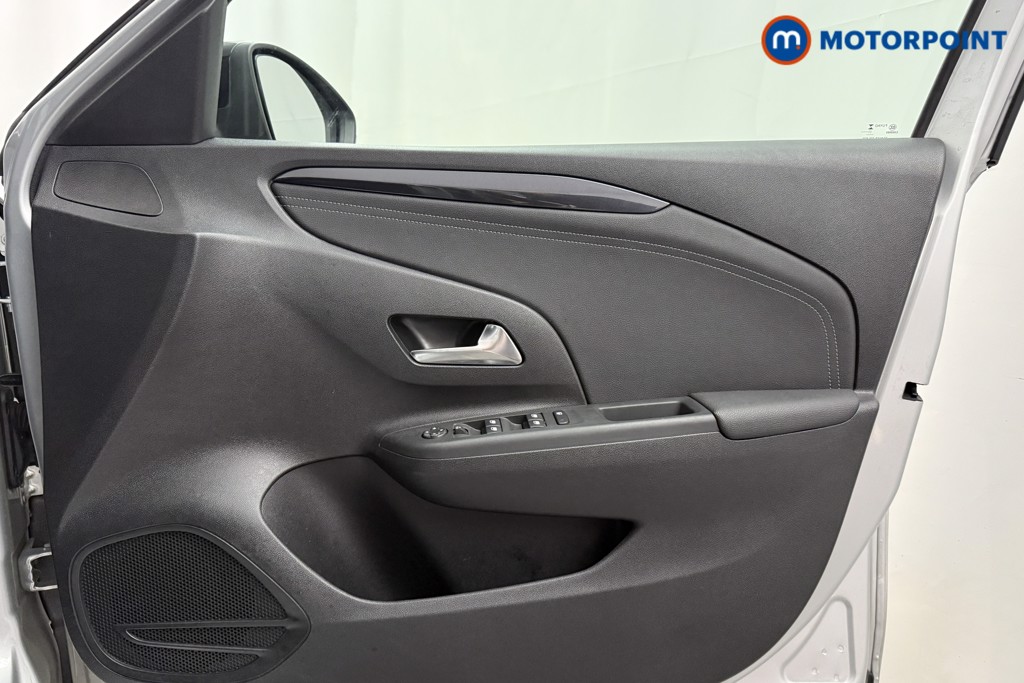 Vauxhall Corsa GS Manual Petrol Hatchback - Stock Number (1597051) - 18th supplementary image