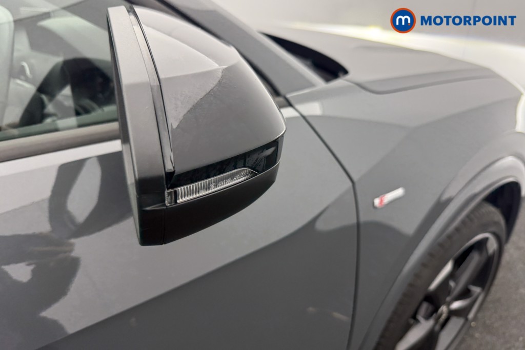 Audi Q2 Black Edition Manual Petrol SUV - Stock Number (1597145) - 17th supplementary image