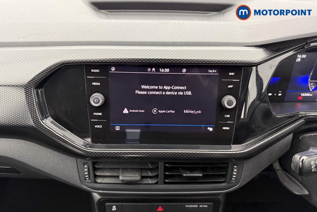 Volkswagen T-Cross SE Manual Petrol SUV - Stock Number (1597229) - 2nd supplementary image