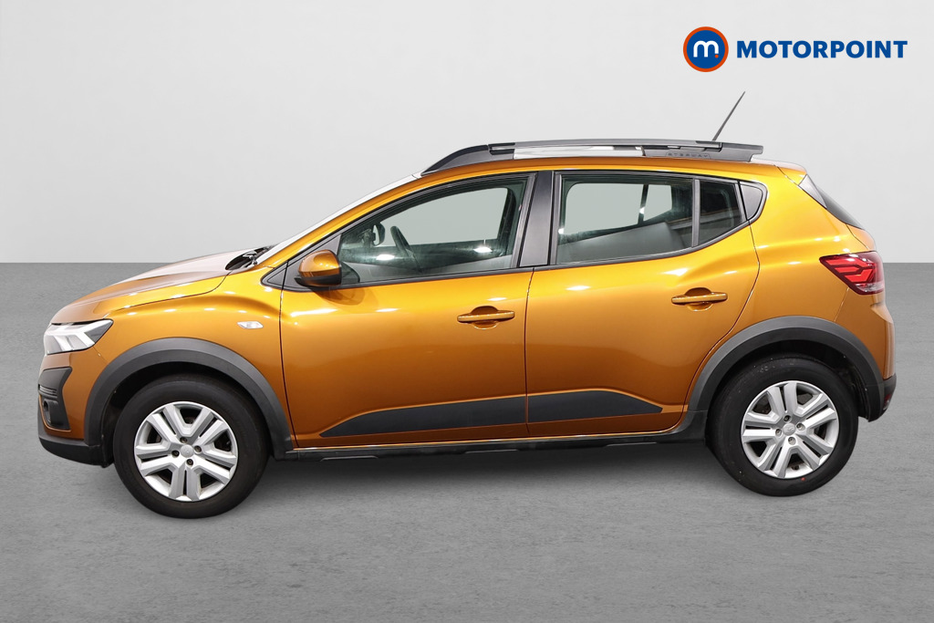 Dacia Sandero Stepway Expression Manual Petrol Hatchback - Stock Number (1597647) - Passenger side