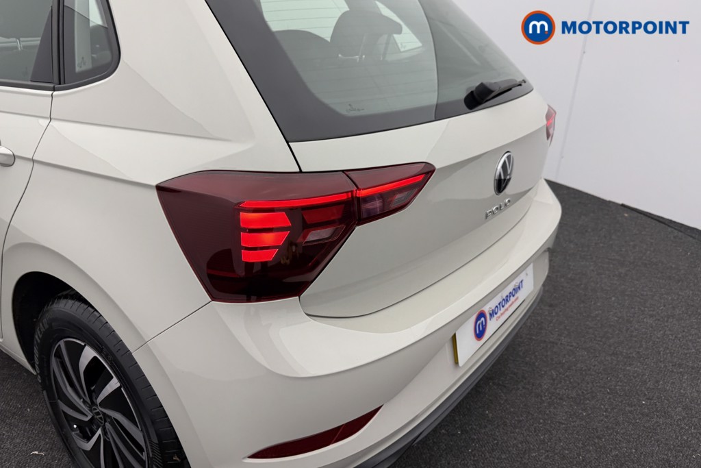 Volkswagen Polo Life Manual Petrol Hatchback - Stock Number (1597651) - 25th supplementary image