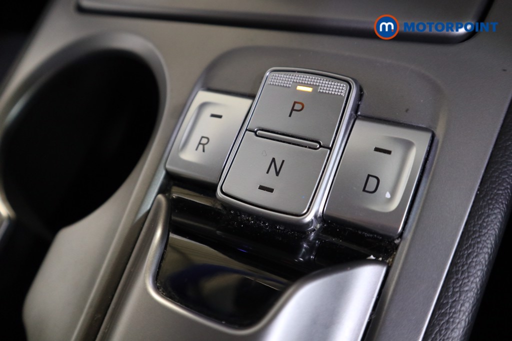 Hyundai Kona Se Connect Automatic Electric SUV - Stock Number (1597756) - 9th supplementary image