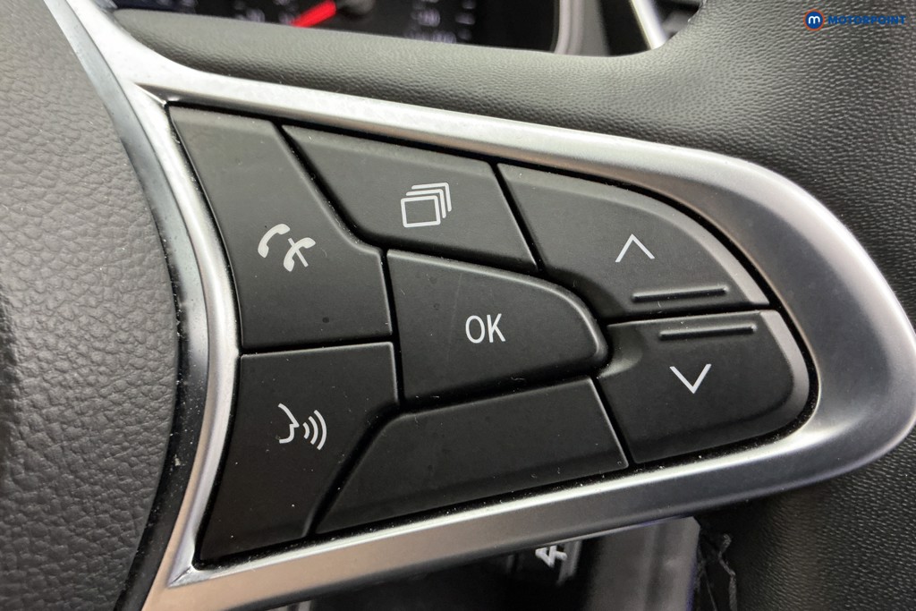 Renault Clio Iconic Edition Manual Petrol Hatchback - Stock Number (1597789) - 18th supplementary image