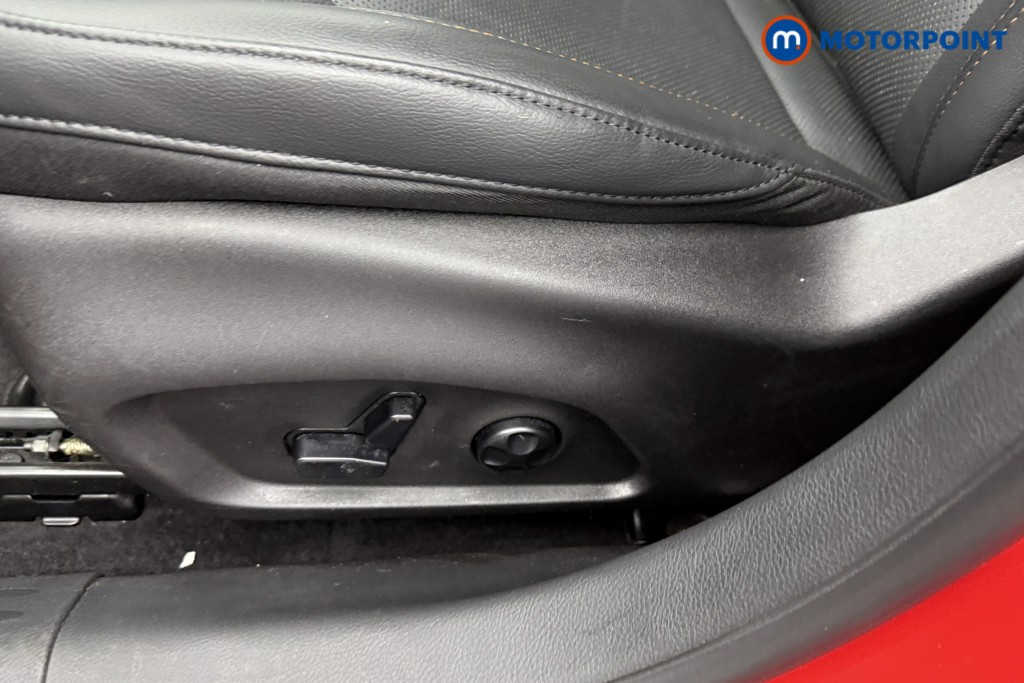 Jeep Compass Limited Automatic Petrol SUV - Stock Number (1597989) - 28th supplementary image