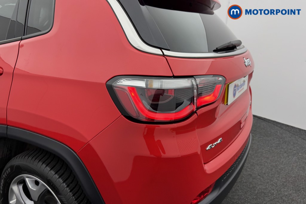 Jeep Compass Limited Automatic Petrol SUV - Stock Number (1597989) - 32nd supplementary image