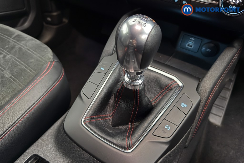 Ford Kuga St-Line Manual Petrol SUV - Stock Number (1598302) - 16th supplementary image