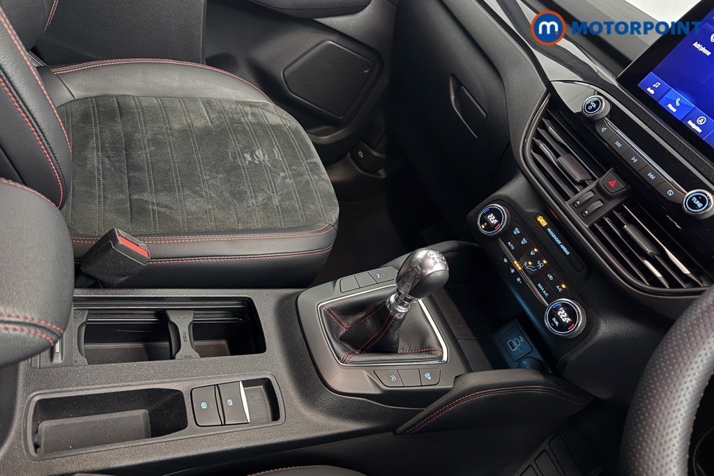 Ford Kuga St-Line Manual Petrol SUV - Stock Number (1598302) - 18th supplementary image