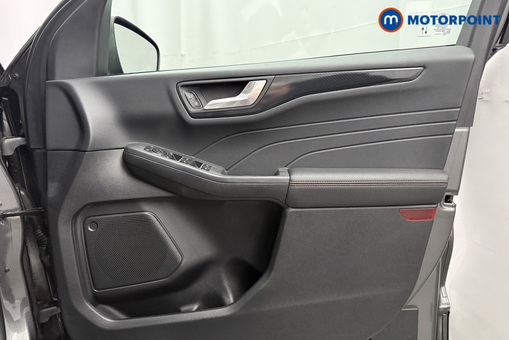 Ford Kuga St-Line Manual Petrol SUV - Stock Number (1598302) - 20th supplementary image