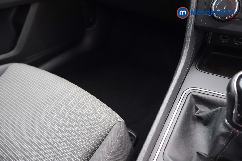 Seat Leon Se Dynamic Manual Petrol Hatchback - Stock Number (1598337) - 8th supplementary image