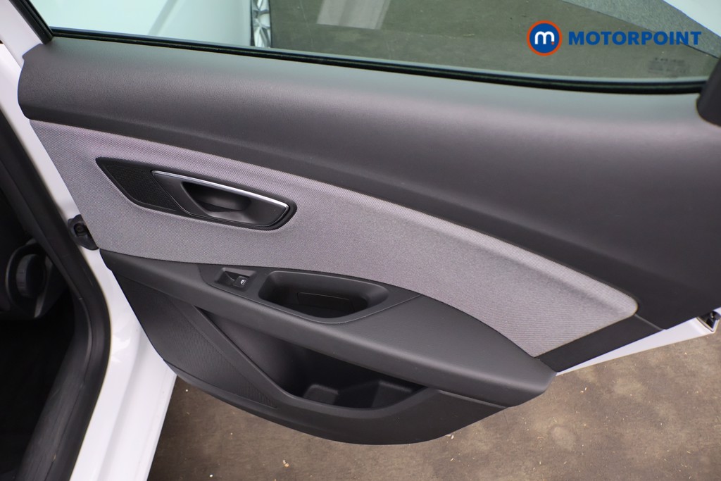 Seat Leon Se Dynamic Manual Petrol Hatchback - Stock Number (1598337) - 14th supplementary image