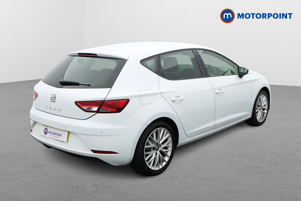 Seat Leon Se Dynamic Manual Petrol Hatchback - Stock Number (1598337) - Drivers side rear corner