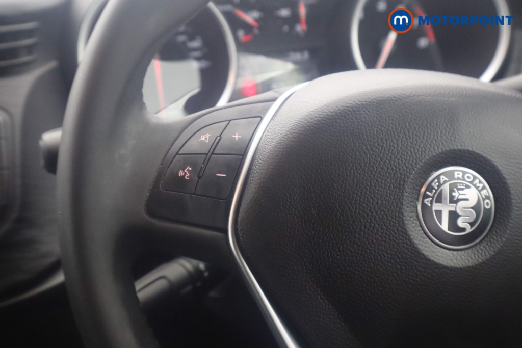 Alfa Romeo Giulietta Sport Manual Petrol Hatchback - Stock Number (1598529) - 7th supplementary image