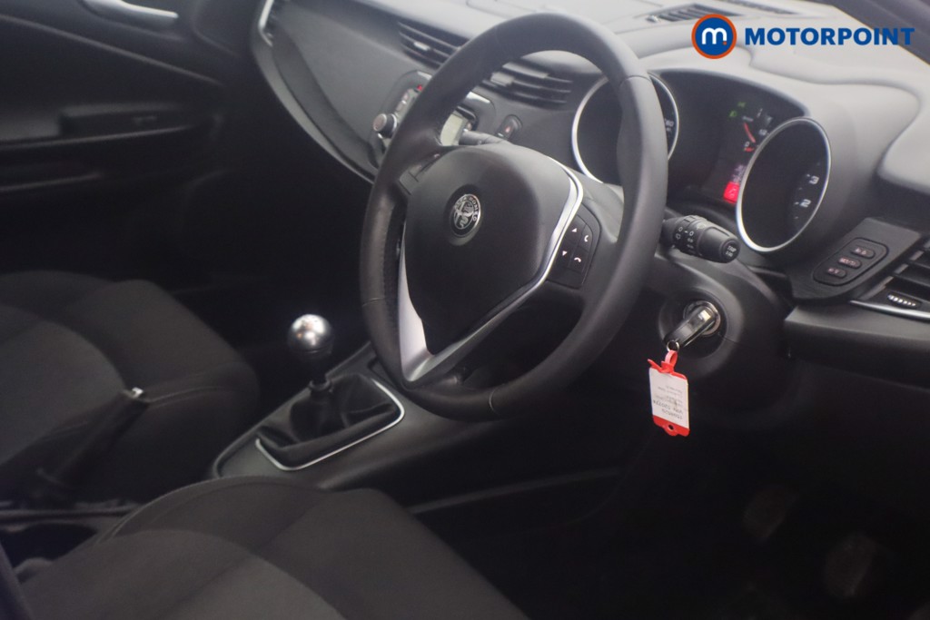 Alfa Romeo Giulietta Sport Manual Petrol Hatchback - Stock Number (1598529) - 12th supplementary image