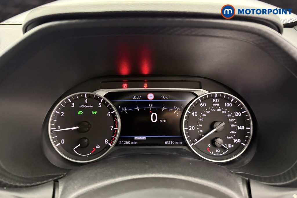 Nissan Juke N-Connecta Manual Petrol SUV - Stock Number (1598670) - 5th supplementary image