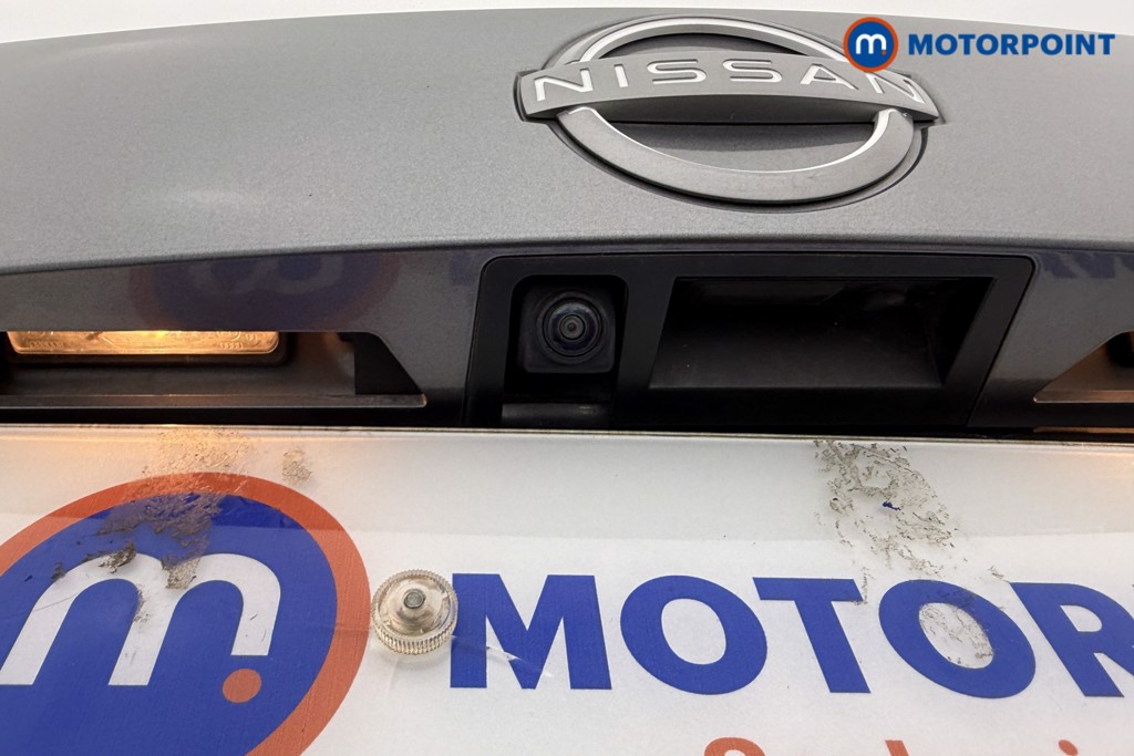 Nissan Juke N-Connecta Manual Petrol SUV - Stock Number (1598670) - 21st supplementary image