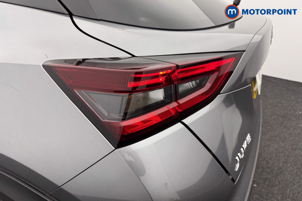 Nissan Juke N-Connecta Manual Petrol SUV - Stock Number (1598670) - 26th supplementary image