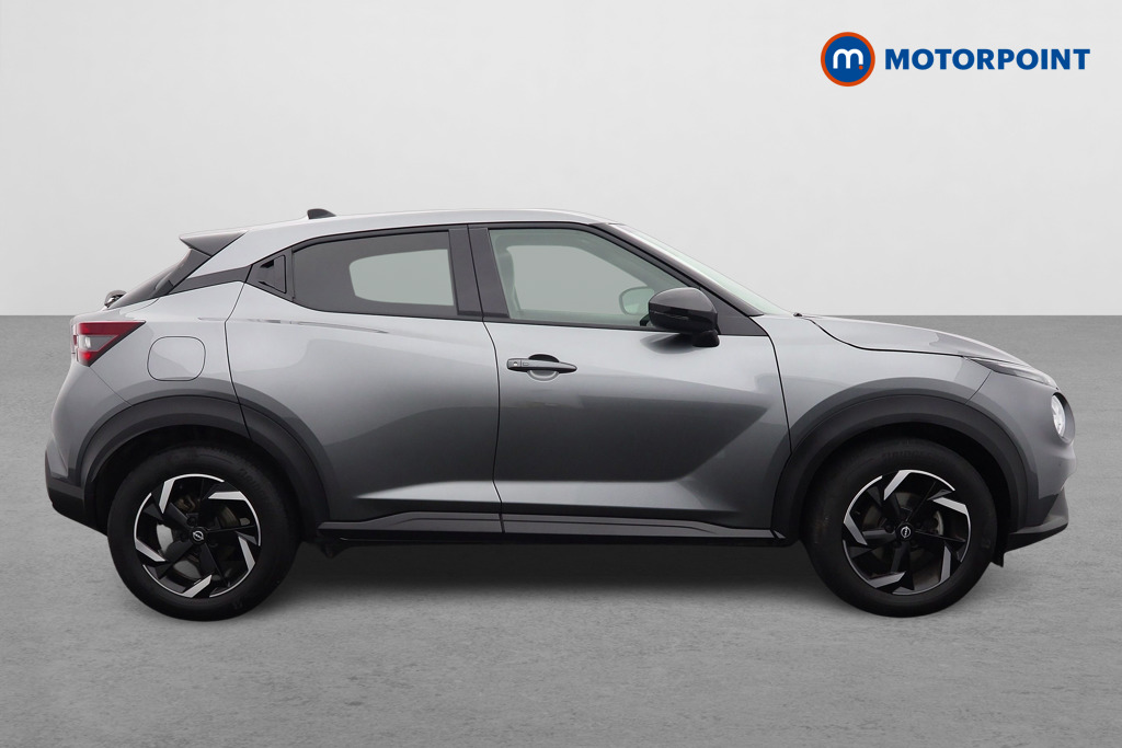 Nissan Juke N-Connecta Manual Petrol SUV - Stock Number (1598670) - Drivers side
