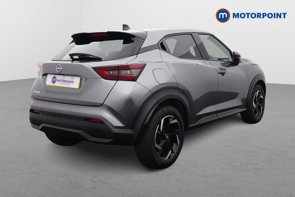 Nissan Juke N-Connecta Manual Petrol SUV - Stock Number (1598670) - Drivers side rear corner
