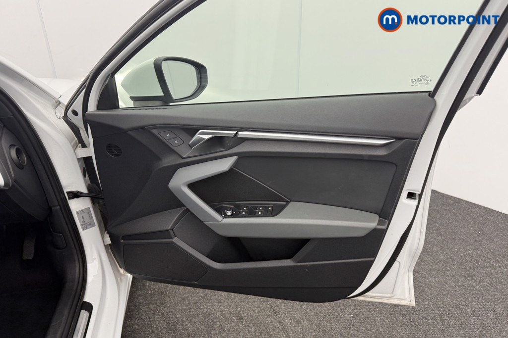 Audi A3 Sport Manual Petrol Saloon - Stock Number (1598677) - 17th supplementary image