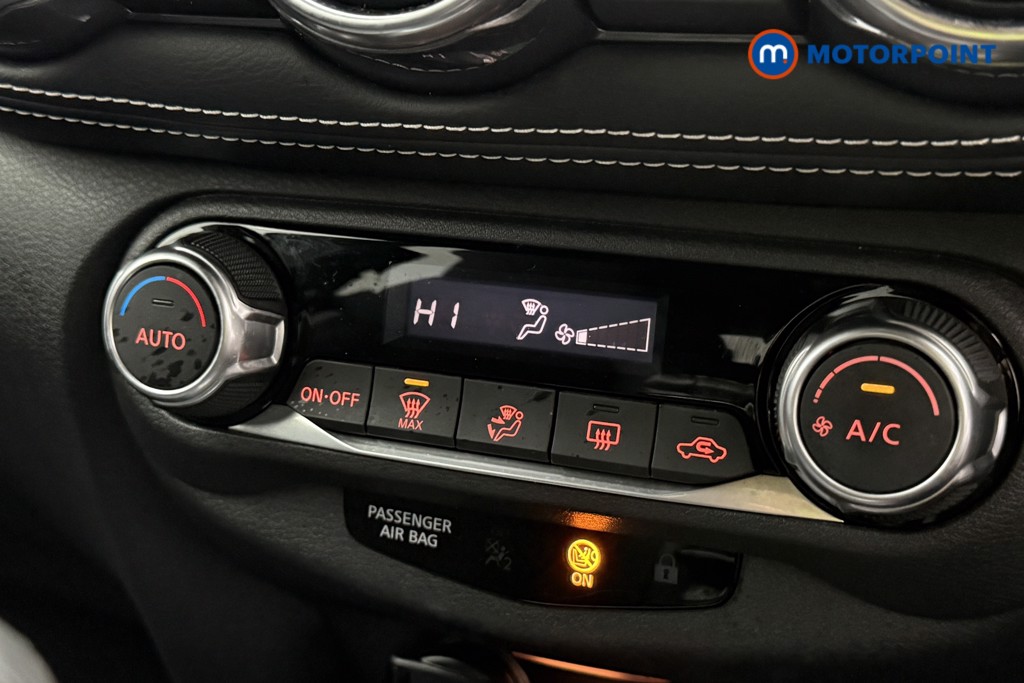 Nissan Juke N-Connecta Manual Petrol SUV - Stock Number (1598690) - 13th supplementary image