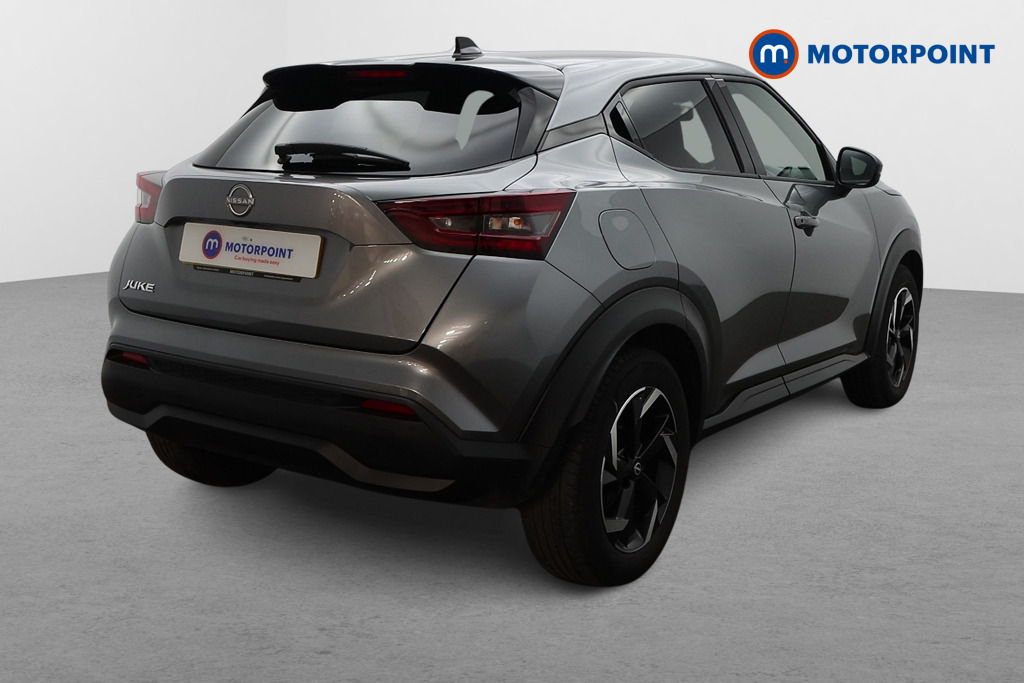 Nissan Juke N-Connecta Manual Petrol SUV - Stock Number (1598690) - Drivers side rear corner
