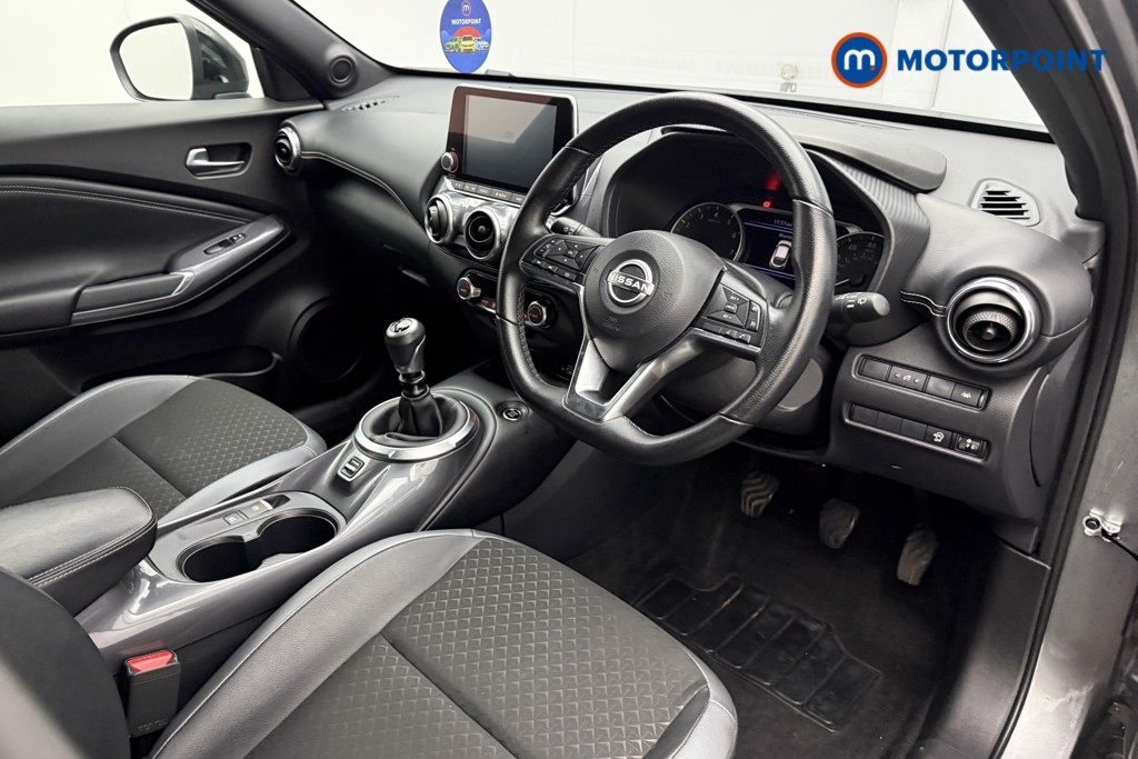Nissan Juke N-Connecta Manual Petrol SUV - Stock Number (1598691) - 6th supplementary image