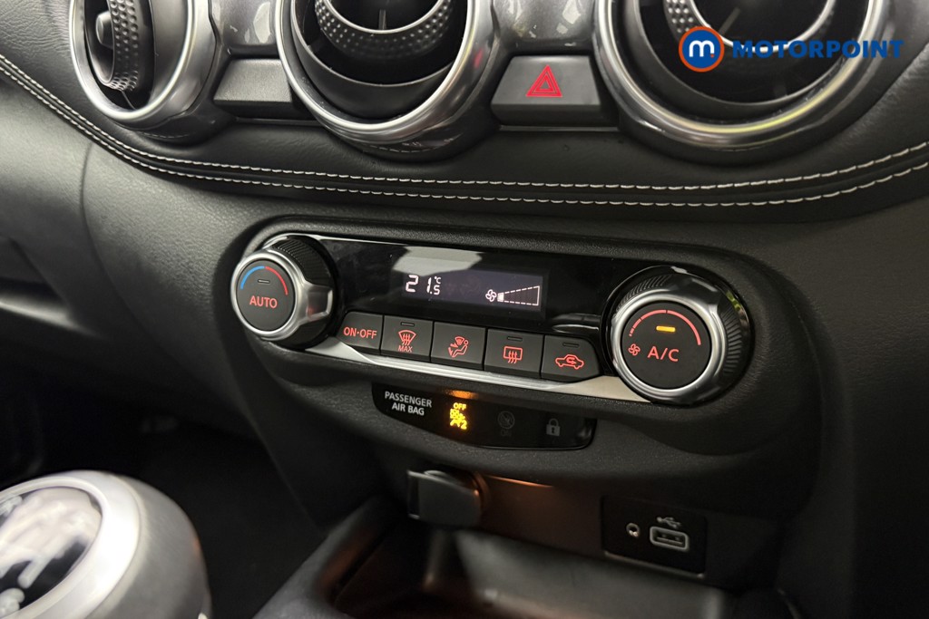 Nissan Juke N-Connecta Manual Petrol SUV - Stock Number (1598691) - 13th supplementary image