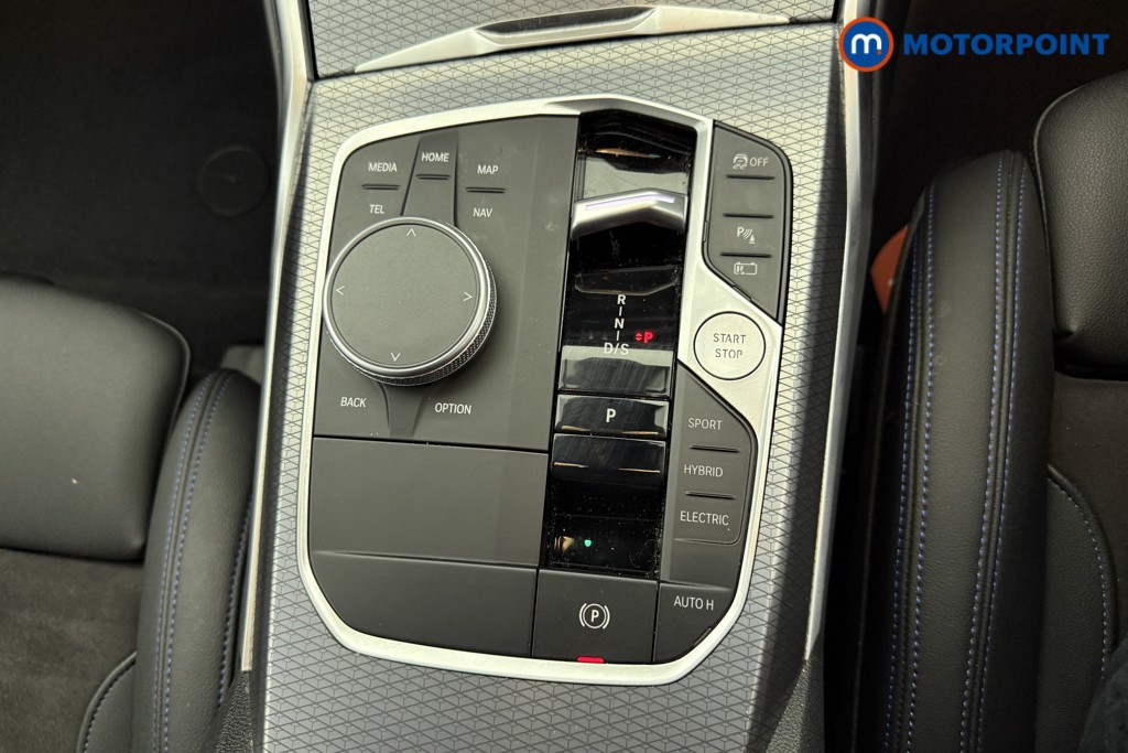 BMW 3 Series M Sport Automatic Petrol Plug-In Hybrid Estate - Stock Number (1598789) - 12th supplementary image