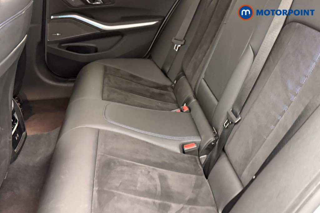 BMW 3 Series M Sport Automatic Petrol Plug-In Hybrid Estate - Stock Number (1598789) - 25th supplementary image