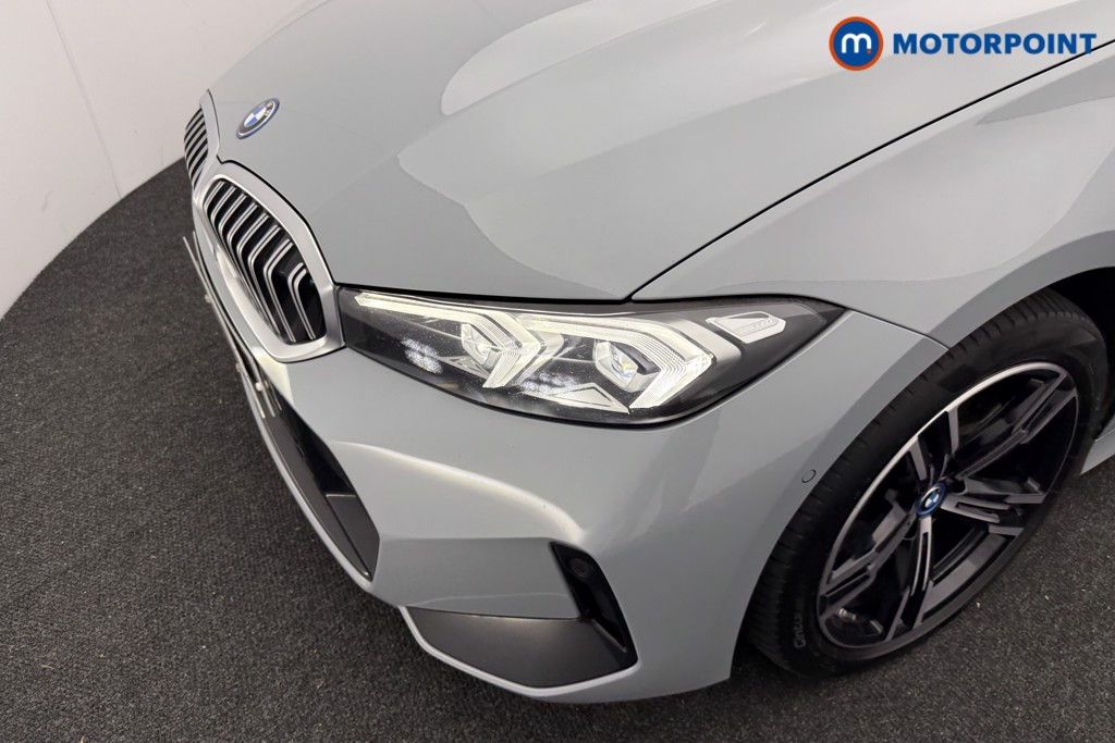 BMW 3 Series M Sport Automatic Petrol Plug-In Hybrid Estate - Stock Number (1598789) - 30th supplementary image